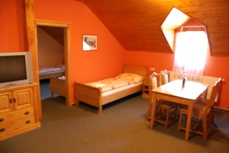Vinarstvi U Kaplicky Zajeci Room photo