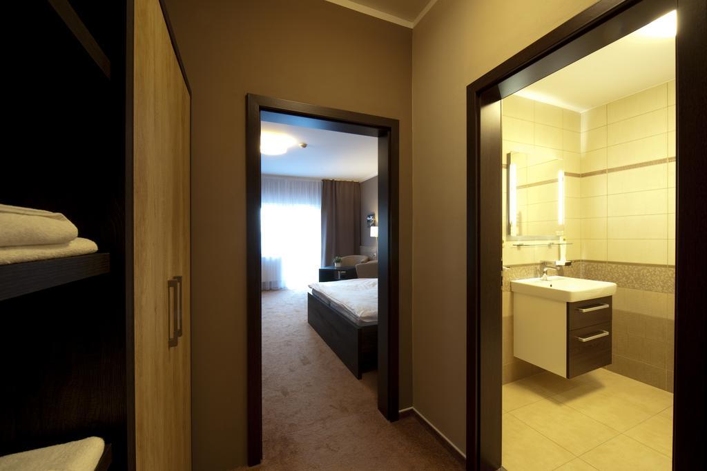 Vinarstvi U Kaplicky Zajeci Room photo