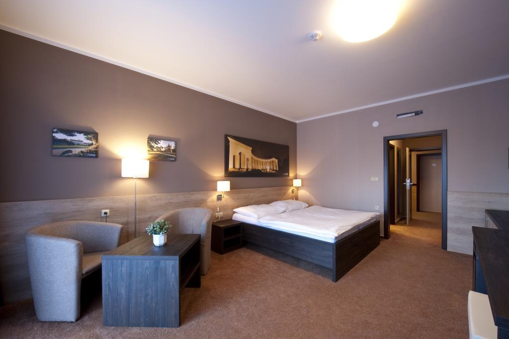 Vinarstvi U Kaplicky Zajeci Room photo