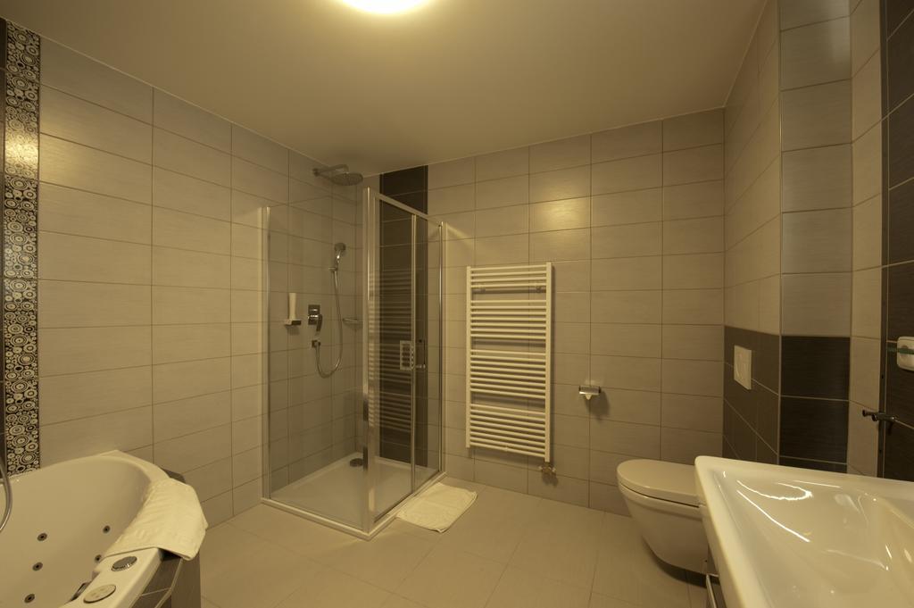 Vinarstvi U Kaplicky Zajeci Room photo