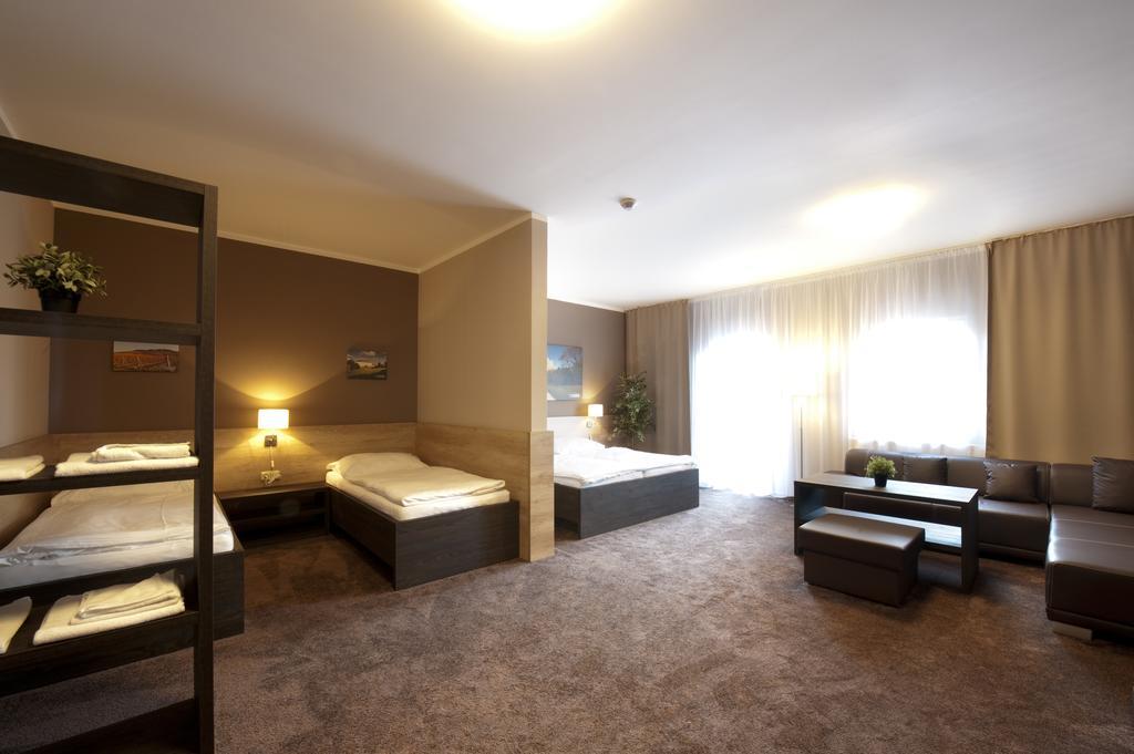 Vinarstvi U Kaplicky Zajeci Room photo
