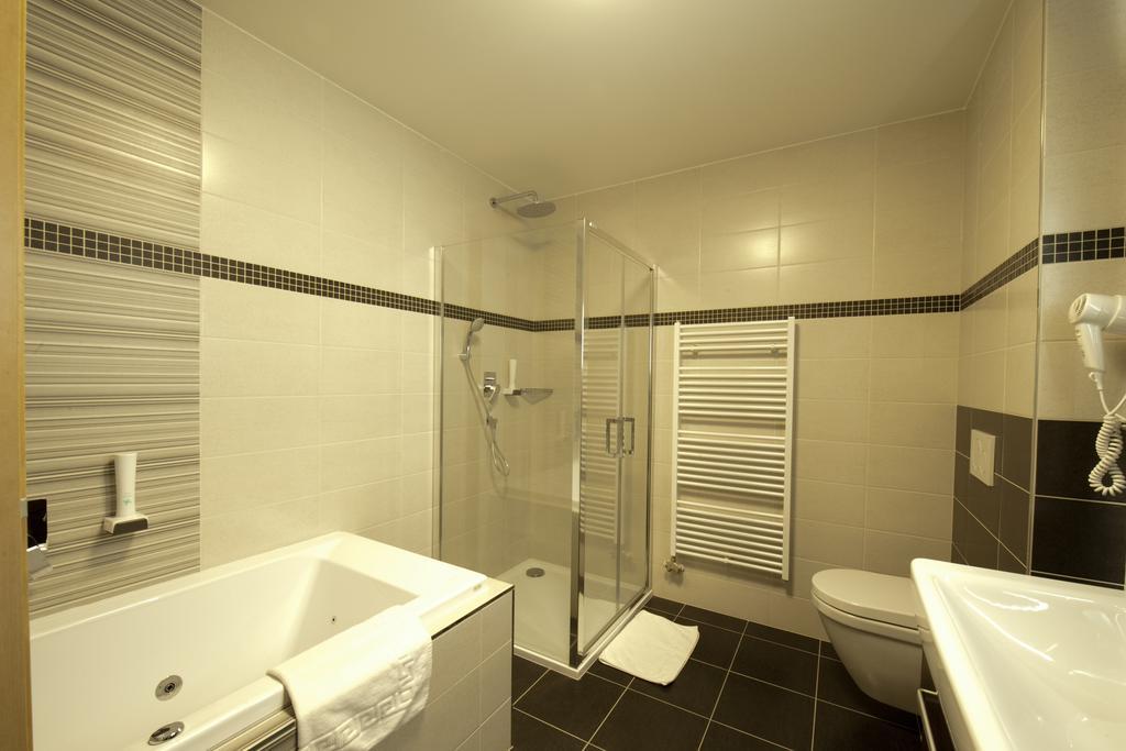 Vinarstvi U Kaplicky Zajeci Room photo