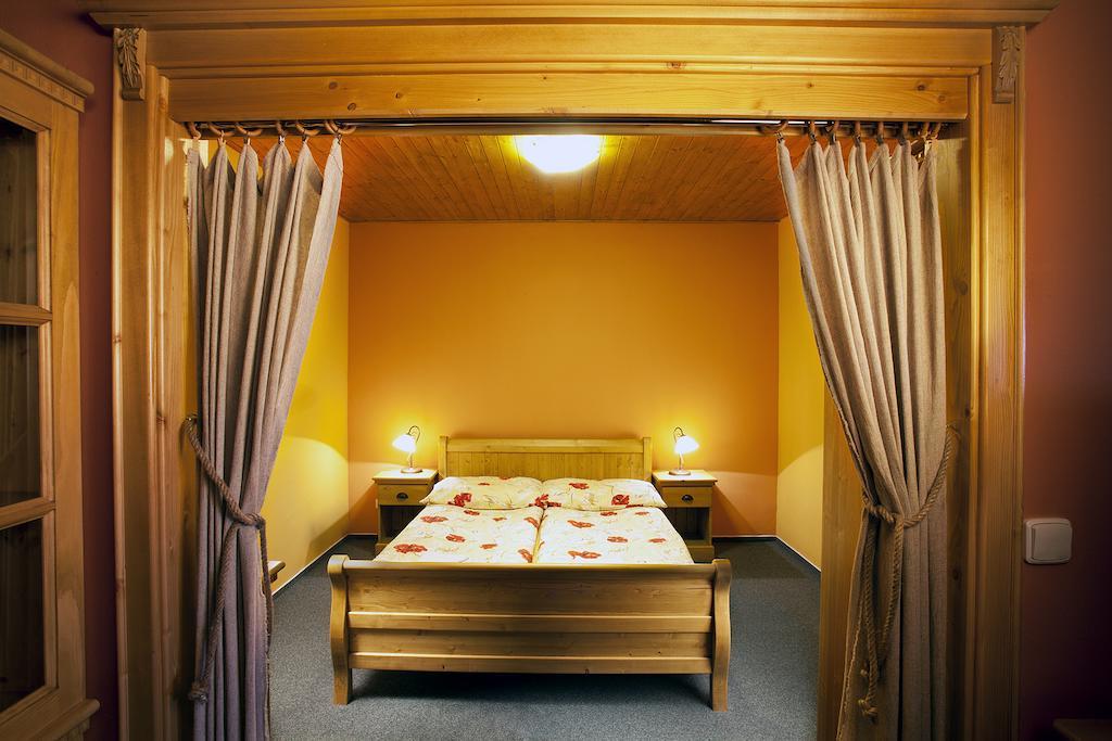 Vinarstvi U Kaplicky Zajeci Room photo