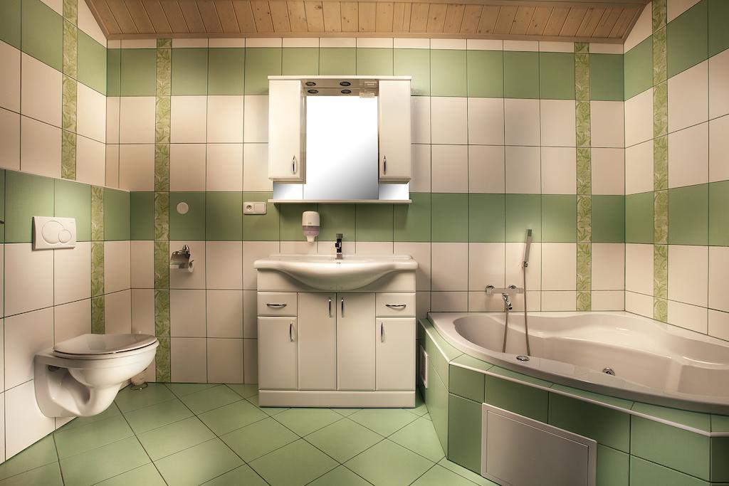 Vinarstvi U Kaplicky Zajeci Room photo