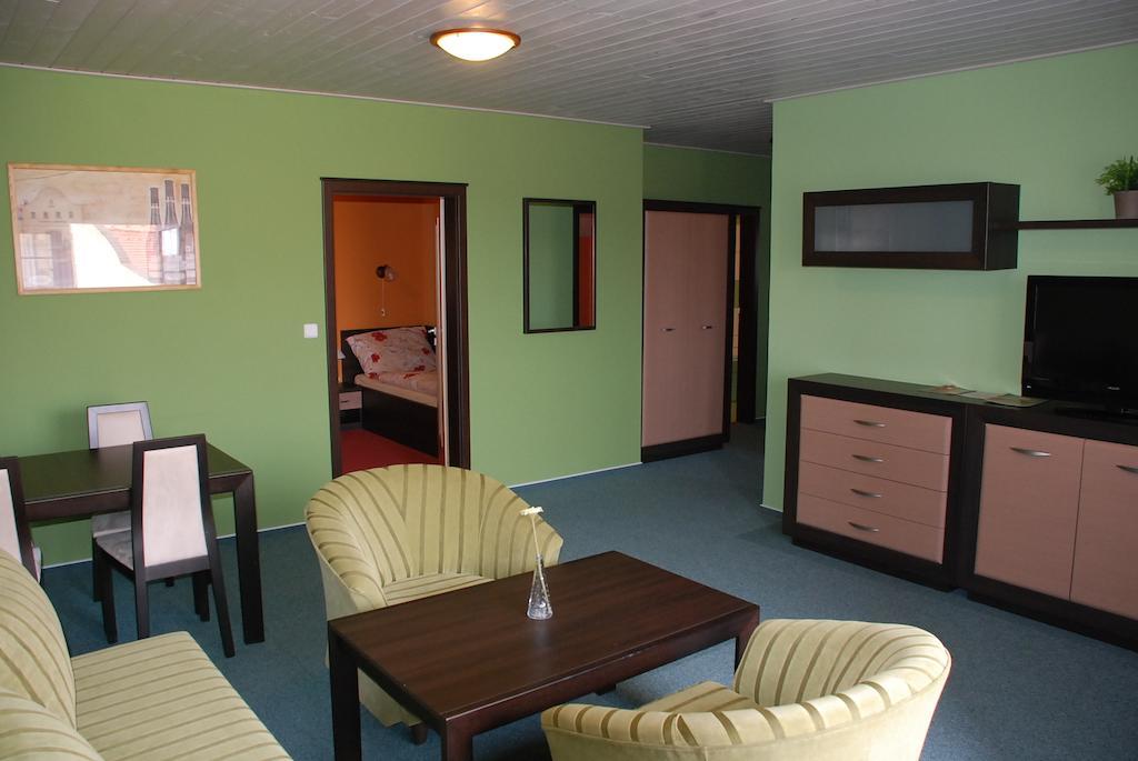 Vinarstvi U Kaplicky Zajeci Room photo
